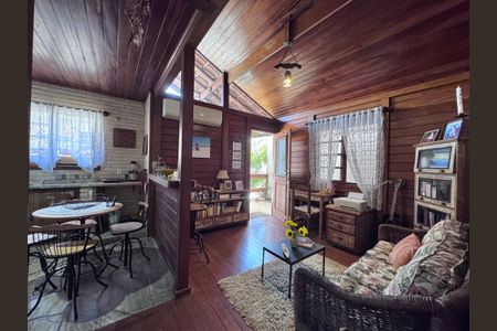 Casa de condomínio à venda com 160m², 3 quartos e 1 vaga Casa de condomínio à venda com 160m², 3 quartos e 1 vagaSala 2