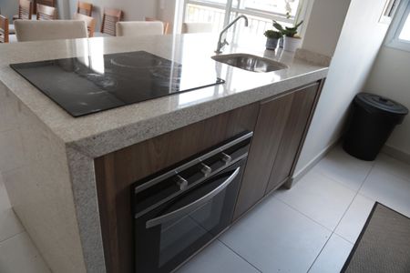 Apartamento à venda com 37m², 1 quarto e 1 vagaÁrea comum