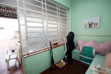 Casa à venda com 300m², 2 quartos e 6 vagasÁrea Externa