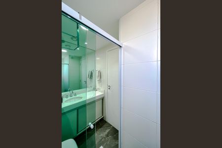 Apartamento à venda com 101m², 3 quartos e 2 vagas Apartamento à venda com 101m², 3 quartos e 2 vagasBanheiro da Suíte