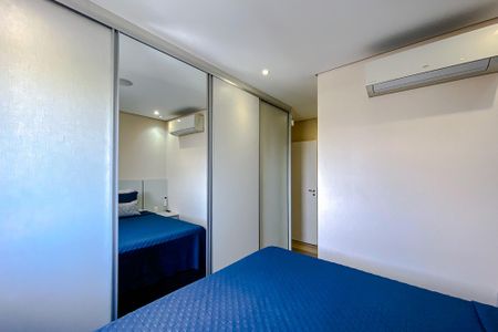 Apartamento à venda com 101m², 3 quartos e 2 vagas Apartamento à venda com 101m², 3 quartos e 2 vagasSuíte