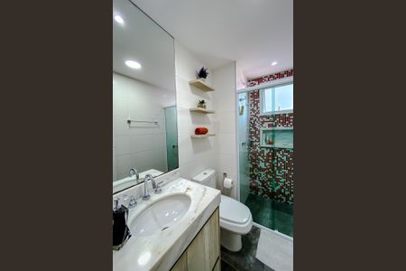 Apartamento à venda com 101m², 3 quartos e 2 vagas Apartamento à venda com 101m², 3 quartos e 2 vagasBanheiro