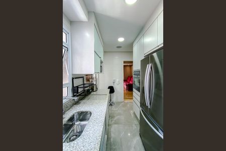 Apartamento à venda com 101m², 3 quartos e 2 vagas Apartamento à venda com 101m², 3 quartos e 2 vagasCozinha