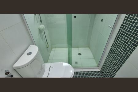 Apartamento à venda com 130m², 2 quartos e 2 vagas Apartamento à venda com 130m², 2 quartos e 2 vagasBanheiro Suíte 1