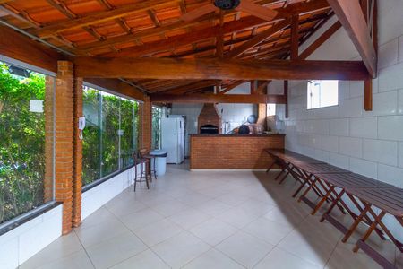 Apartamento à venda com 49m², 2 quartos e 1 vaga Apartamento à venda com 49m², 2 quartos e 1 vagaÁrea comum - Churrasqueira