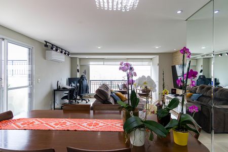 Sala de apartamento à venda com 2 quartos, 109m² em Vila Suzana, São Paulo