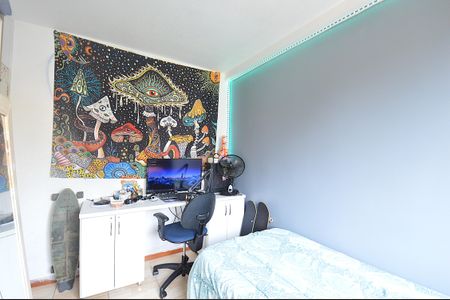 Quarto 2 de apartamento à venda com 2 quartos, 46m² em Rubem Berta, Porto Alegre