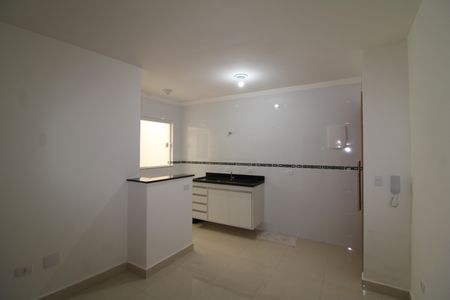 Sala/Cozinha de apartamento para alugar com 2 quartos, 42m² em Parada Inglesa, São Paulo
