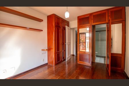 Apartamento à venda com 125m², 3 quartos e 1 vaga Suite