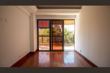 Apartamento à venda com 125m², 3 quartos e 1 vagaQuarto 