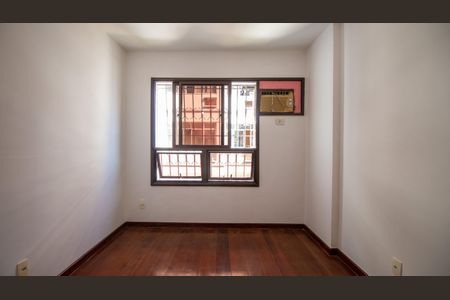 Apartamento à venda com 125m², 3 quartos e 1 vaga Suite 2