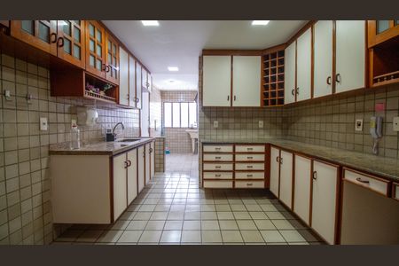 Apartamento à venda com 125m², 3 quartos e 1 vagaCozinha