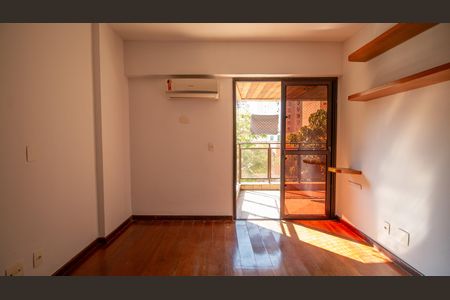 Apartamento à venda com 125m², 3 quartos e 1 vaga Suite