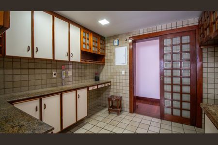 Apartamento à venda com 125m², 3 quartos e 1 vagaCozinha