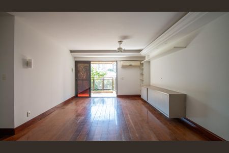 Apartamento à venda com 125m², 3 quartos e 1 vagaSala