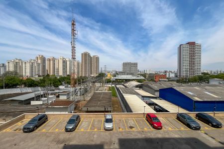 Apartamento à venda com 48m², 2 quartos e 1 vaga Apartamento à venda com 48m², 2 quartos e 1 vagaVista do Quarto 2