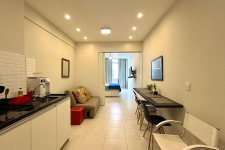 Studio de kitnet/studio à venda com 0 quarto, 40m² em Copacabana, Rio de Janeiro