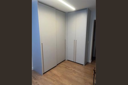 Casa à venda com 4 quartos, 320m² em Jardim Prudência, São Paulo