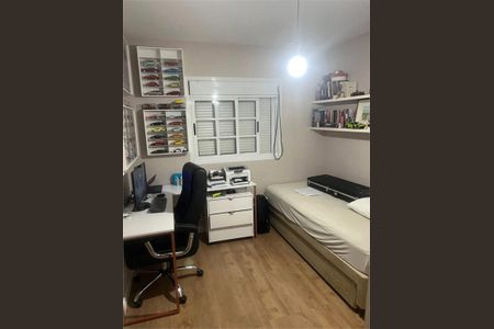 Casa à venda com 4 quartos, 320m² em Jardim Prudência, São Paulo