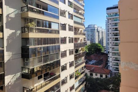 Apartamento à venda com 136m², 4 quartos e 2 vagas