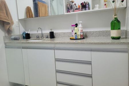 Apartamento à venda com 136m², 4 quartos e 2 vagas