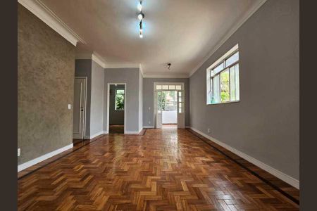 Apartamento à venda com 130m², 3 quartos e sem vaga