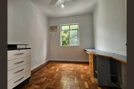 Apartamento à venda com 130m², 3 quartos e sem vaga