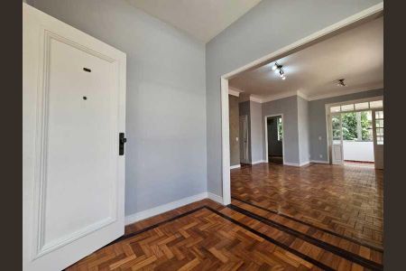 Apartamento à venda com 130m², 3 quartos e sem vaga