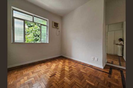 Apartamento à venda com 130m², 3 quartos e sem vaga