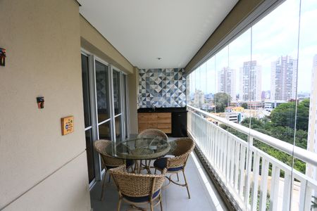 Varanda de apartamento para alugar com 3 quartos, 145m² em Vila Sonia, São Paulo