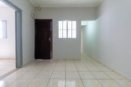 Sala de casa para alugar com 1 quarto, 45m² em Vila Nhocuné, São Paulo
