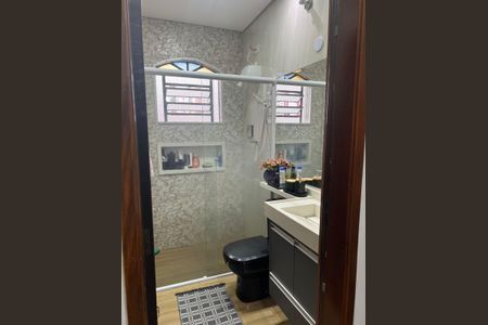 Apartamento à venda com 66m², 2 quartos e 1 vaga Apartamento à venda com 66m², 2 quartos e 1 vagaBanheiro