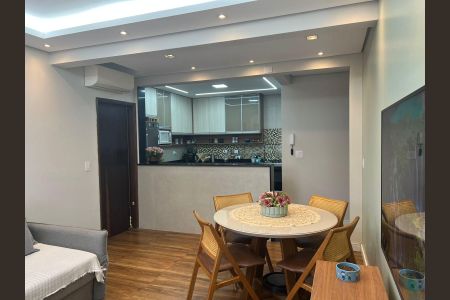 Apartamento à venda com 66m², 2 quartos e 1 vaga Apartamento à venda com 66m², 2 quartos e 1 vagaSala