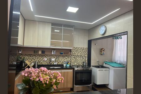 Apartamento à venda com 66m², 2 quartos e 1 vaga Apartamento à venda com 66m², 2 quartos e 1 vagaCozinha