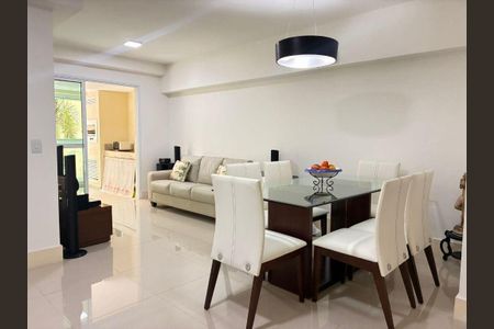 Apartamento à venda com 2 quartos, 77m² em Icaraí, Niterói