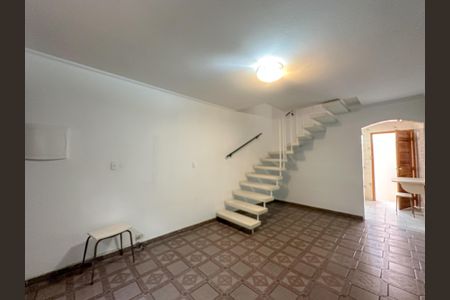 Sala de casa à venda com 2 quartos, 119m² em Alto de Pinheiros, São Paulo
