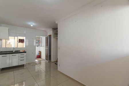 Sala/Cozinha de apartamento à venda com 2 quartos, 33m² em Jardim Vila Formosa, São Paulo