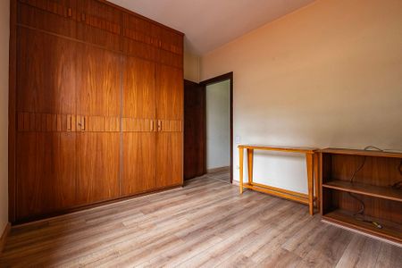 Casa à venda com 171m², 3 quartos e 2 vagas Casa à venda com 171m², 3 quartos e 2 vagasQuarto 2