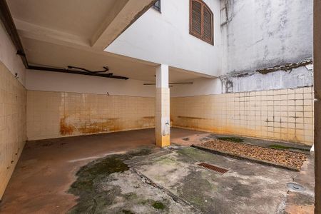 Casa à venda com 171m², 3 quartos e 2 vagas Casa à venda com 171m², 3 quartos e 2 vagasQuintal