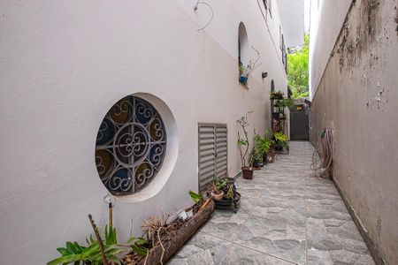 Casa à venda com 171m², 3 quartos e 2 vagas Casa à venda com 171m², 3 quartos e 2 vagasQuintal