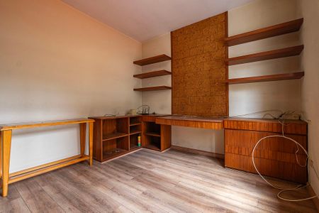 Casa à venda com 171m², 3 quartos e 2 vagas Casa à venda com 171m², 3 quartos e 2 vagasQuarto 2