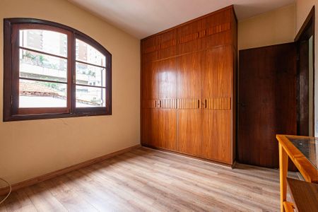Casa à venda com 171m², 3 quartos e 2 vagas Casa à venda com 171m², 3 quartos e 2 vagasQuarto 2