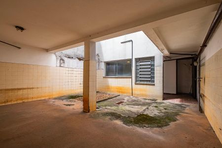 Casa à venda com 171m², 3 quartos e 2 vagas Casa à venda com 171m², 3 quartos e 2 vagasQuintal