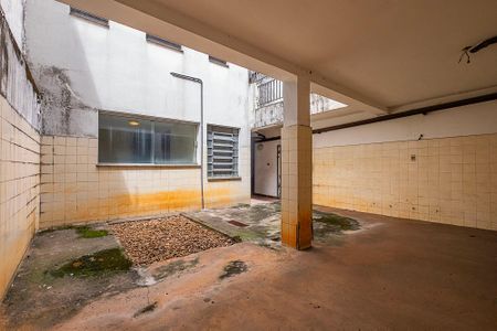 Casa à venda com 171m², 3 quartos e 2 vagas Casa à venda com 171m², 3 quartos e 2 vagasQuintal