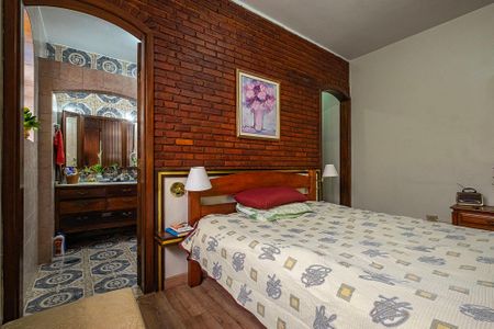 Casa à venda com 171m², 3 quartos e 2 vagas Casa à venda com 171m², 3 quartos e 2 vagasSuíte