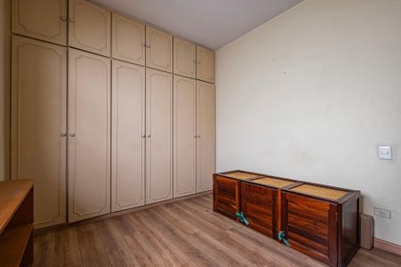 Casa à venda com 171m², 3 quartos e 2 vagas Casa à venda com 171m², 3 quartos e 2 vagasQuarto 1