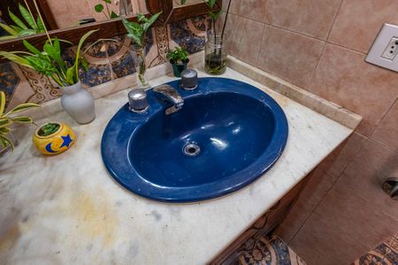 Casa à venda com 171m², 3 quartos e 2 vagas Casa à venda com 171m², 3 quartos e 2 vagasBanheiro da Suíte