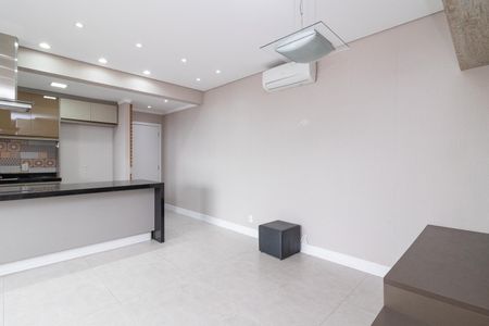 Apartamento à venda com 72m², 3 quartos e 2 vagasSala