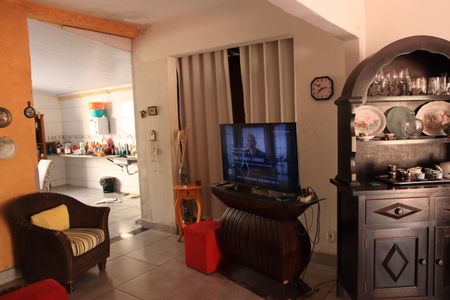 Sala de casa para alugar com 3 quartos, 150m² em Feliz, Goiânia