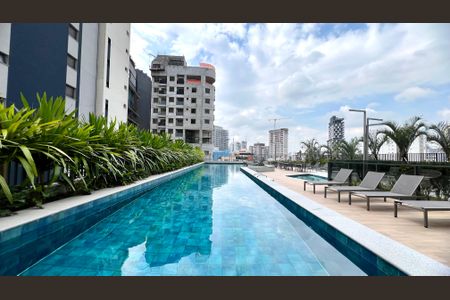 Apartamento à venda com 195m², 4 quartos e 3 vagas Apartamento à venda com 195m², 4 quartos e 3 vagasPiscina